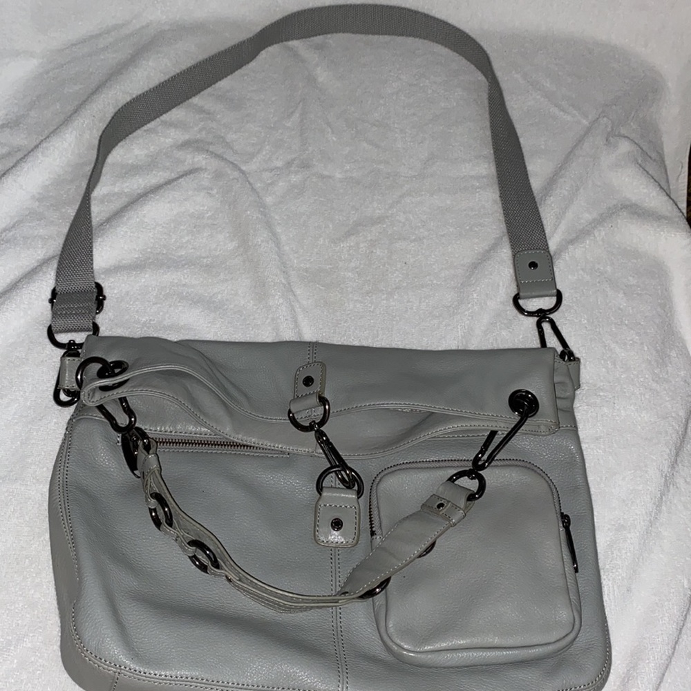 Kenneth Cole Reaction genuine leather purse